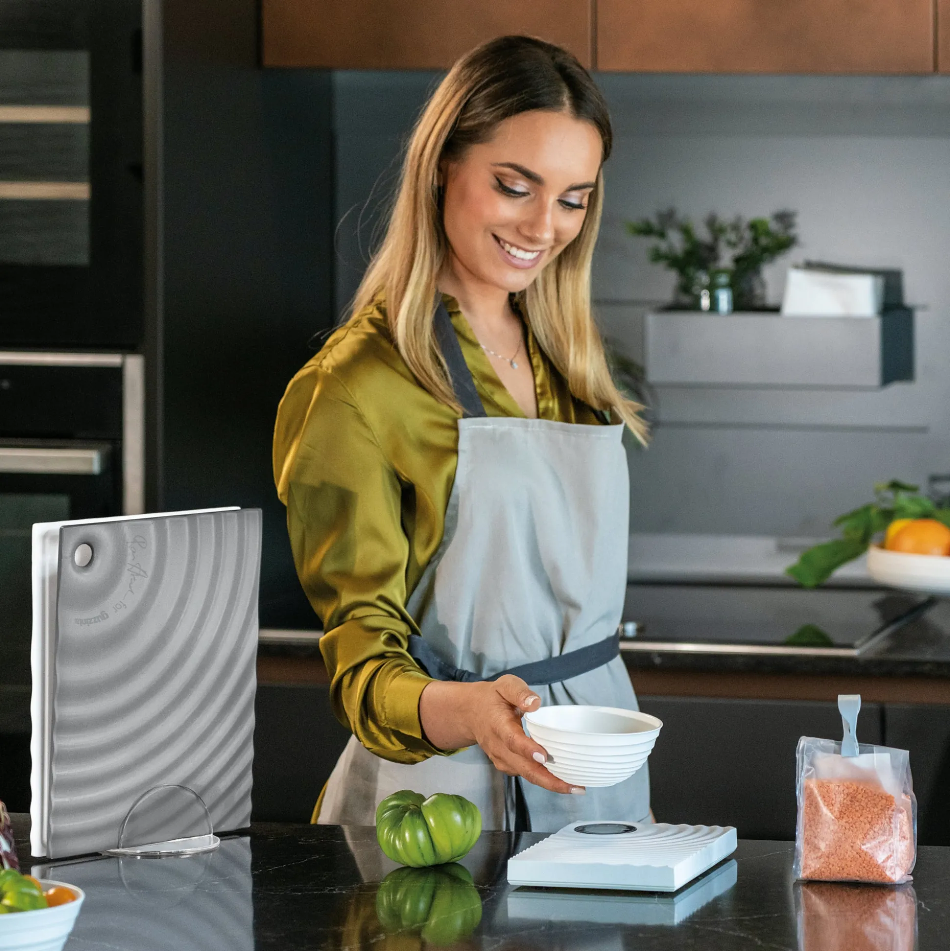 SET 2 TAGLIERI CON BASE "ICONS"